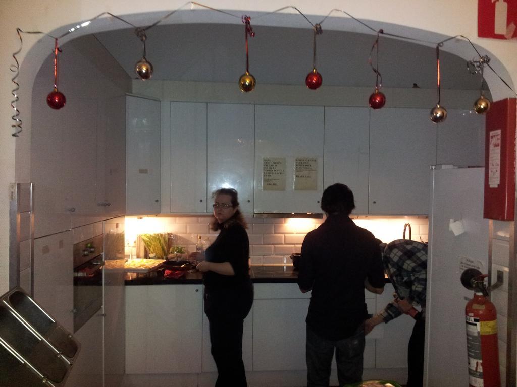 The Studenthostel B&B Utrecht City Center Esterno foto